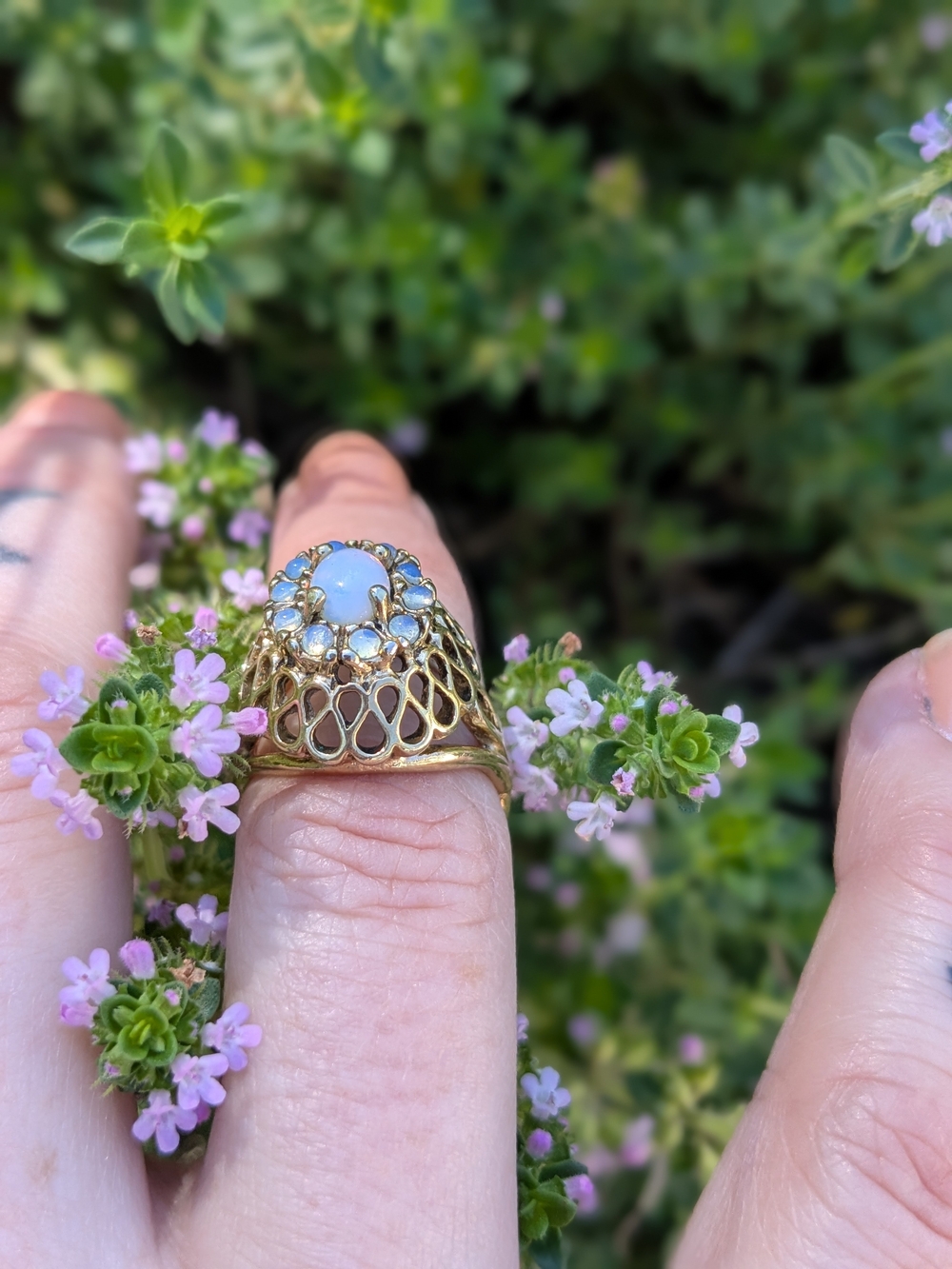 Opalite Cluster Gold Ring - 1970s Vintage - Picture 3 of 4